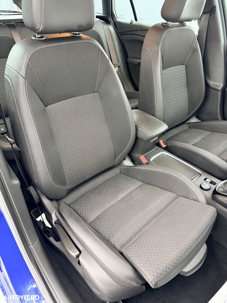 Opel Astra 1.6 CDTI ECOTEC Start/Stop Enjoy - 18