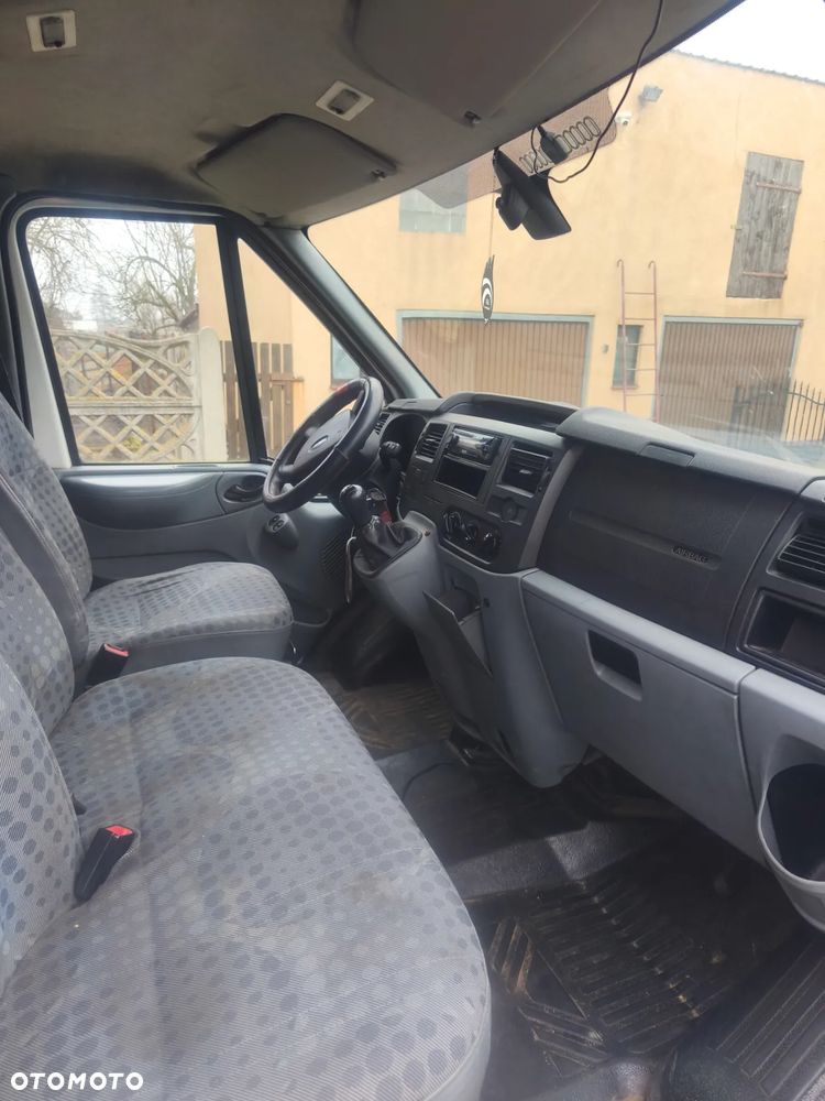 Ford transit - 3