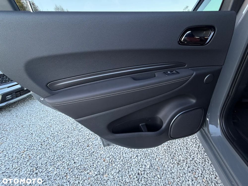 Dodge Durango 6.4 SRT - 31