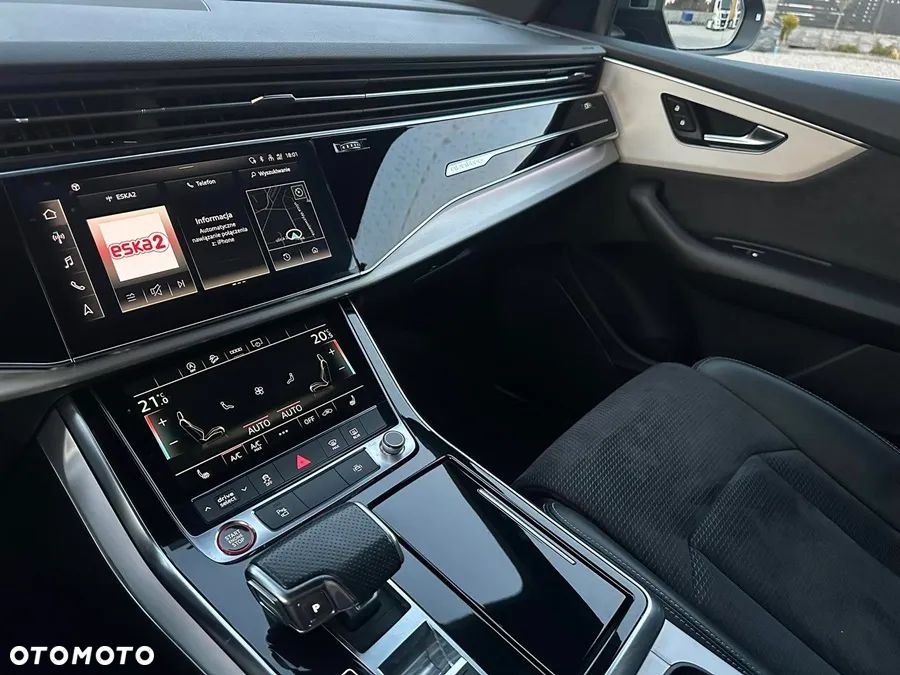 Audi SQ8 TFSI Quattro Tiptronic - 22