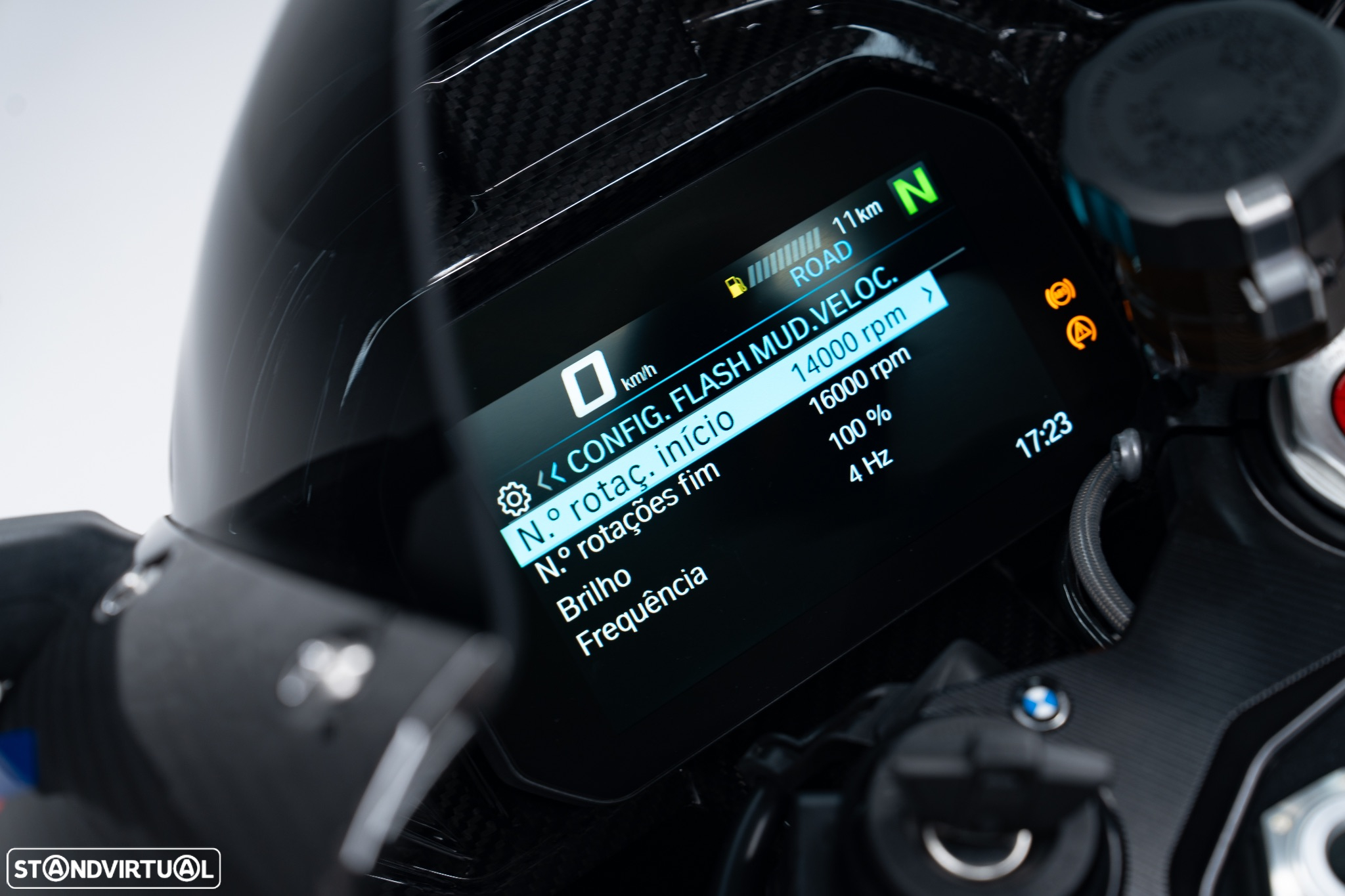 BMW M 1000 RR - 38