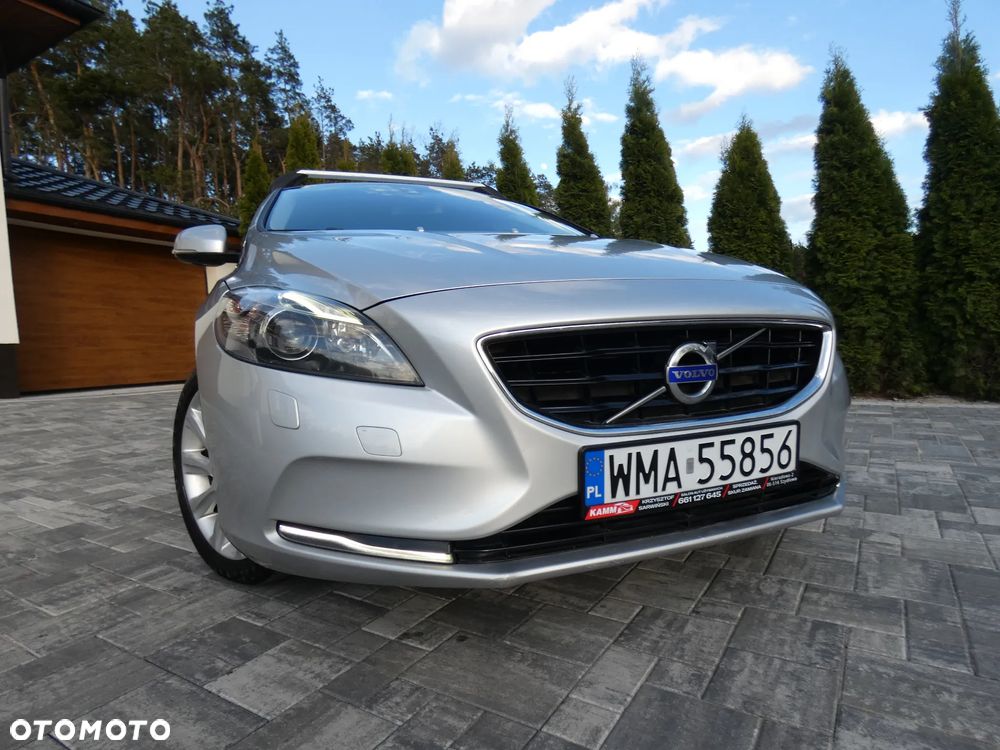 Volvo V40 D2 Summum - 28