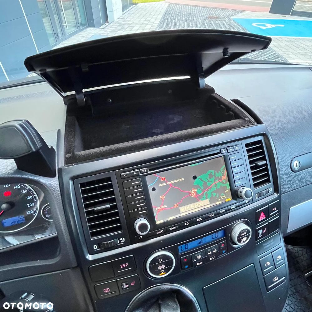 Volkswagen Multivan L1 Highline - 25