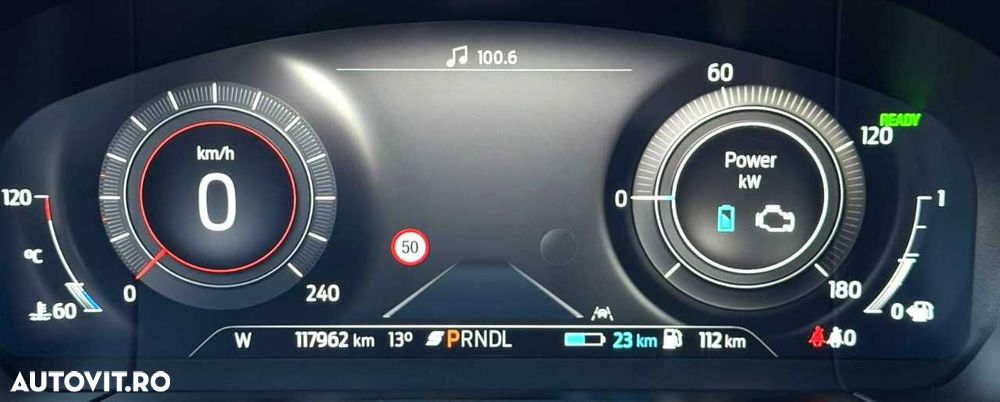 Ford Kuga - 30