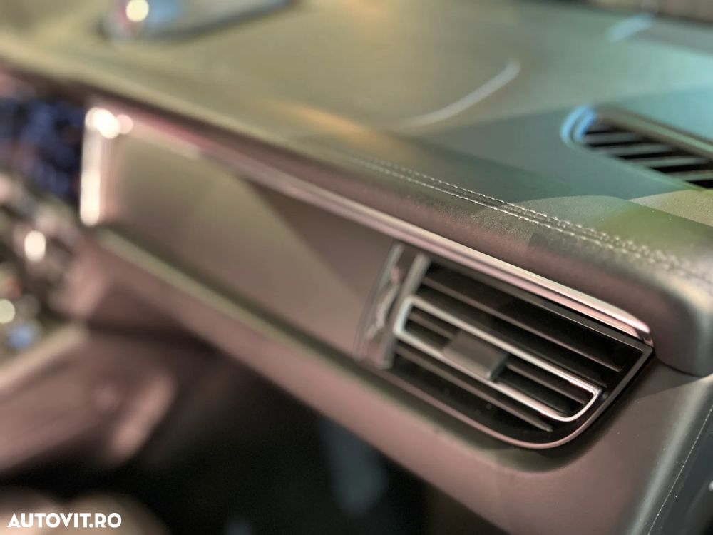 Porsche Macan - 21