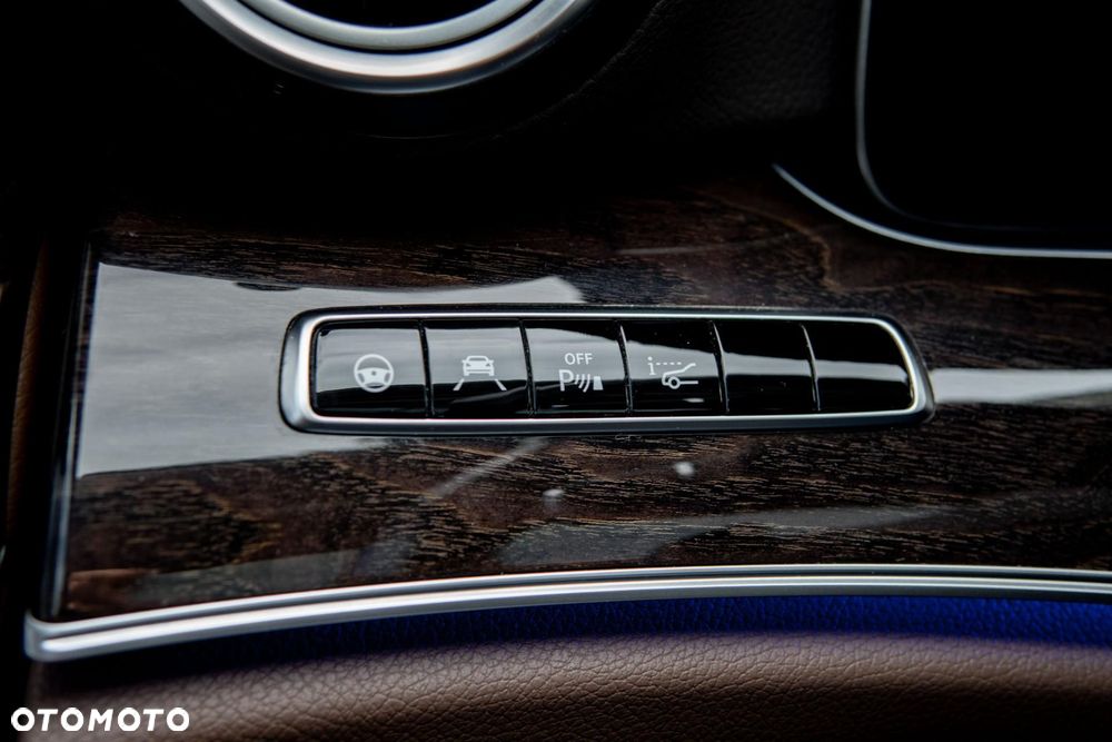 Mercedes-Benz Klasa E 220 d 9G-TRONIC Exclusive - 21