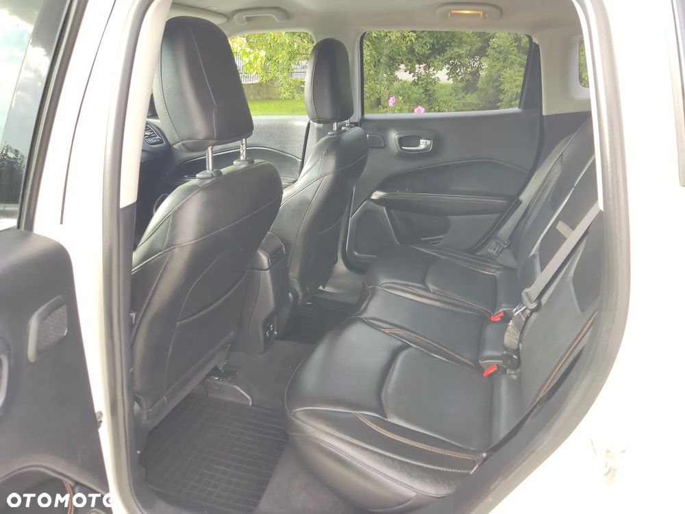 Jeep Compass 1.6 MultiJet Limited - 21