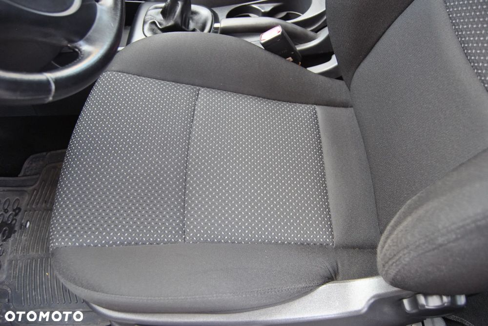 Hyundai i30 1.4 Classic + EU5 - 23