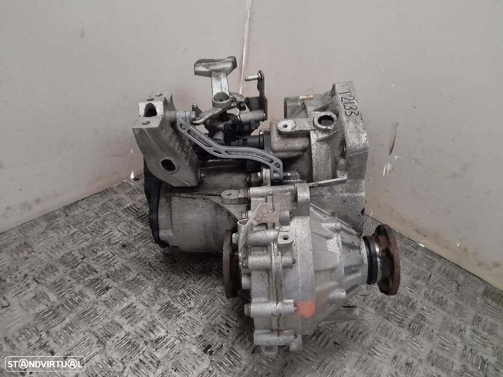 CAIXA VELOCIDADES VOLKSWAGEN GOLF V 2004 -GQQ - 1