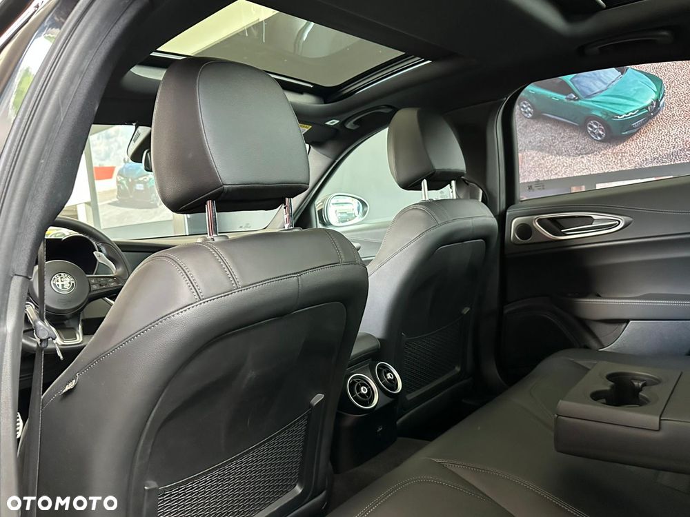 Alfa Romeo Giulia 2.0 Turbo Veloce Q4 - 6