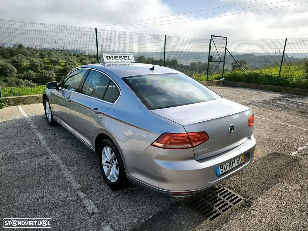 VW Passat 2.0 TDI Business P.DSG - 5