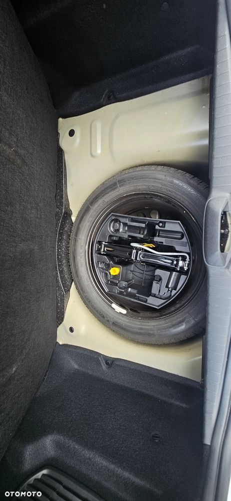 Peugeot 208 1.2 PureTech Allure S&S EAT6 - 12