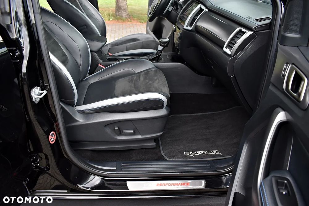 Ford Ranger Raptor - 30