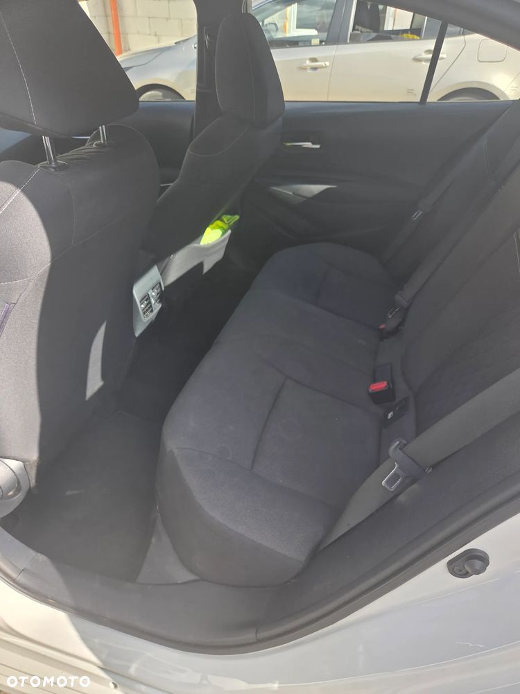 Toyota Corolla - 2