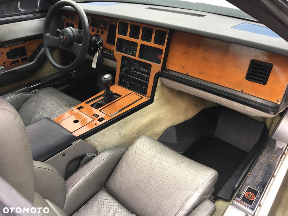 Chevrolet Corvette - 7