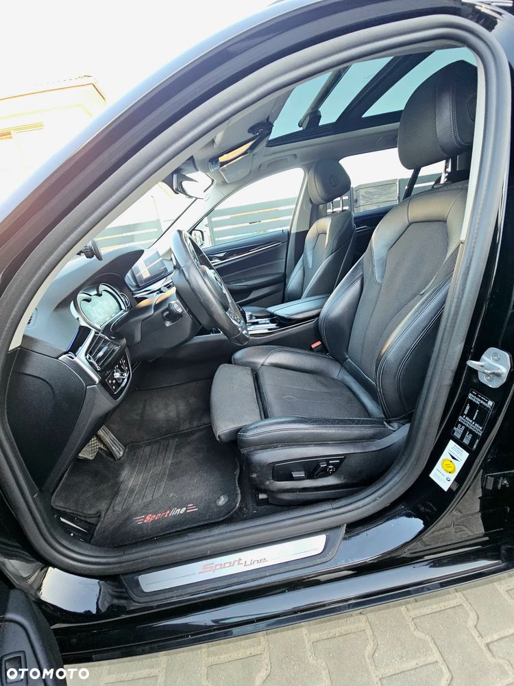 BMW Seria 5 520d Sport Line sport - 16