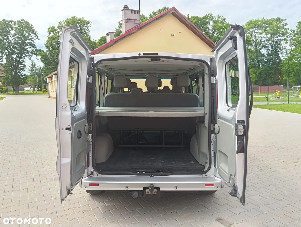 Renault Trafic - 26