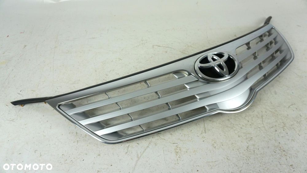 ATRAPA GRILL GRIL PRZÓD CHROM TOYOTA AVENSIS 3 III T27 08-12 53100-05110 - 2