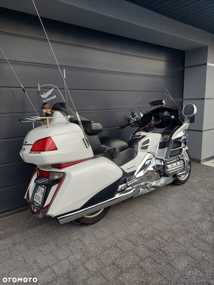Honda GL - 11