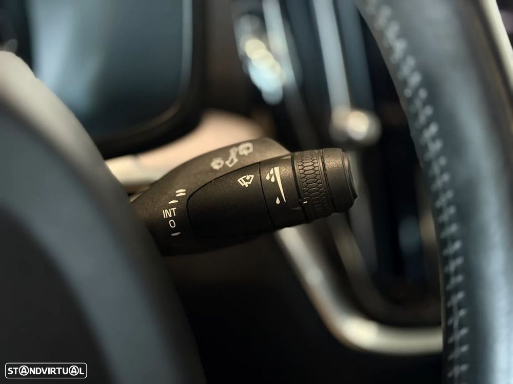 Volvo V60 2.0 T6 AWD TE R-Design - 24
