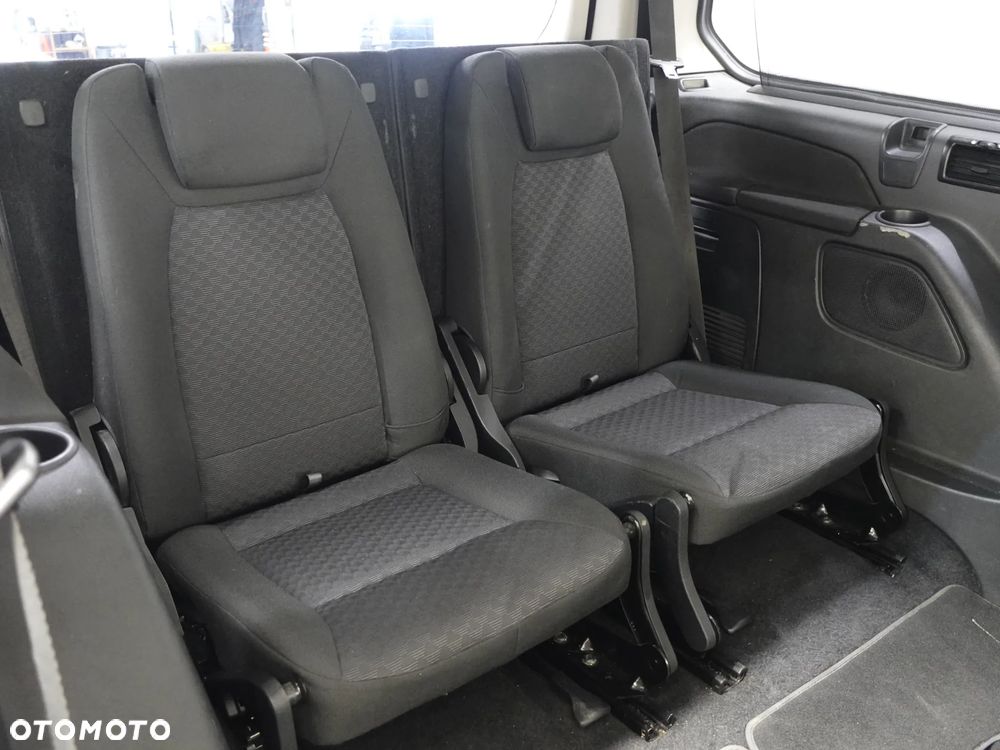 Ford Galaxy 2.0 TDCi Ghia - 22