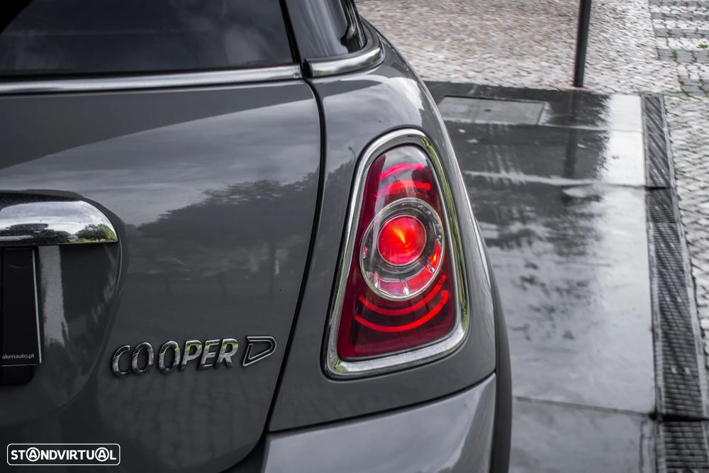 MINI 3 Portas Cooper D - 11