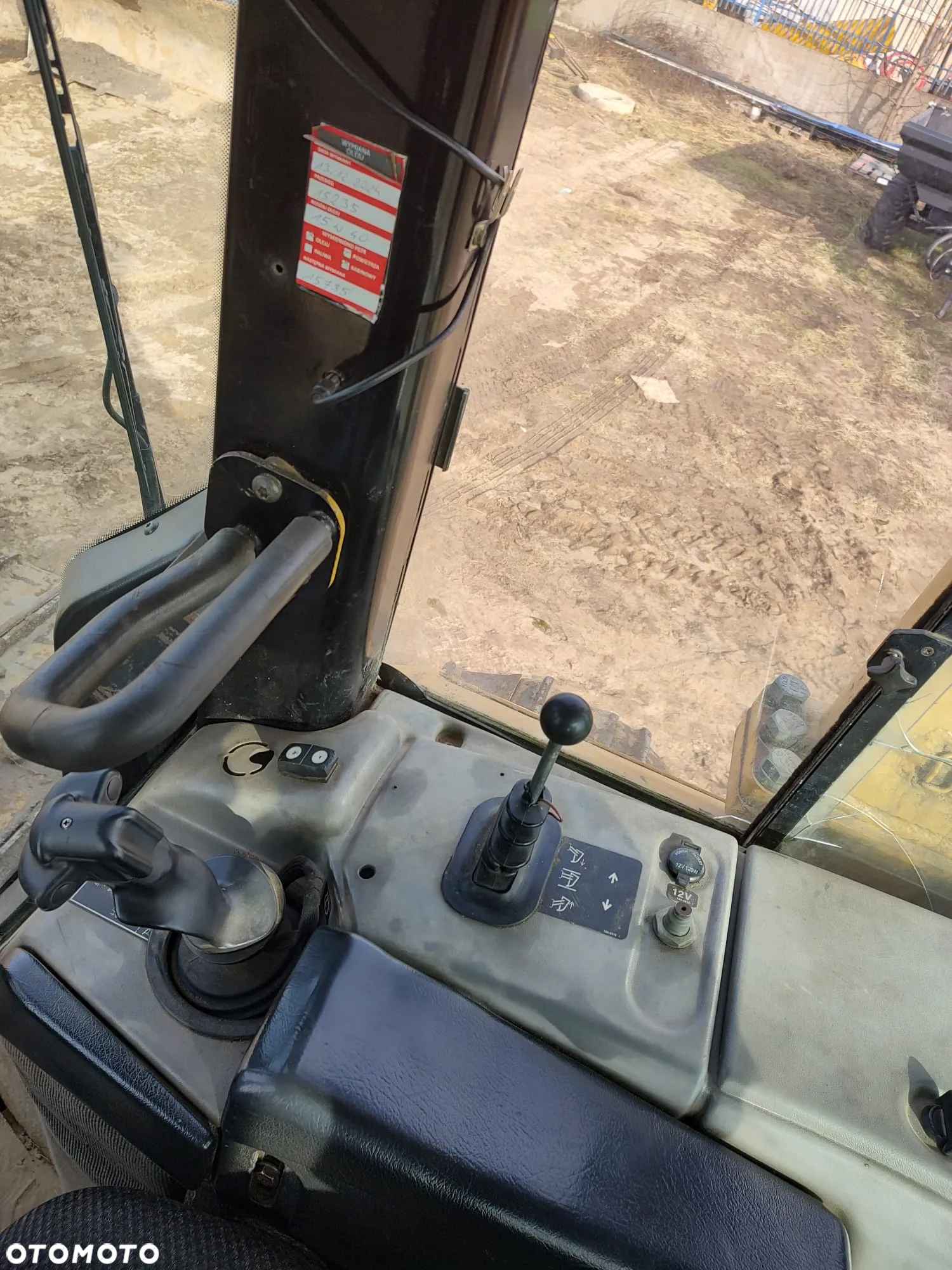 Caterpillar D6N LGP - 12