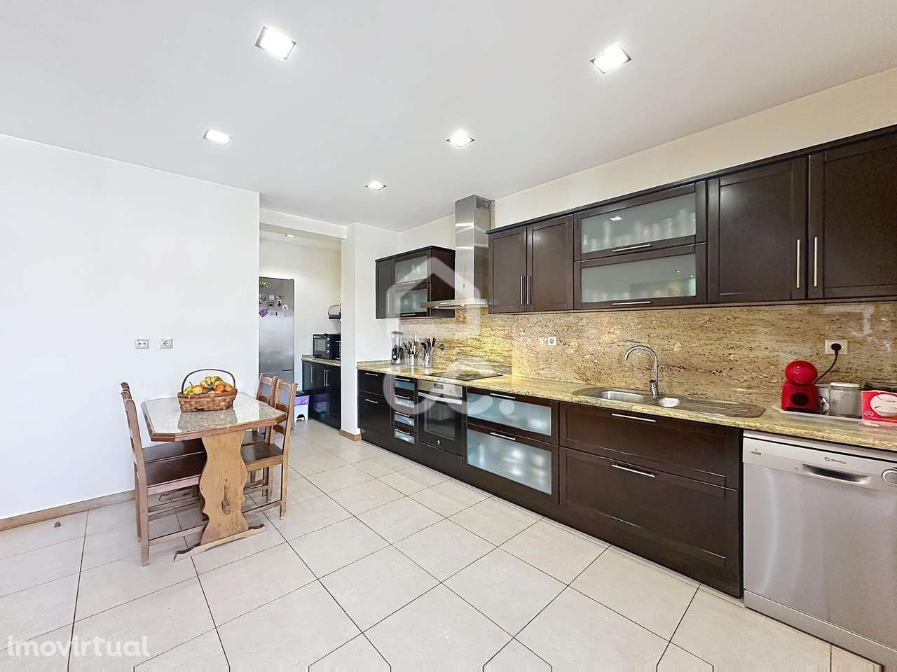 Apartamento T3 Moderno com Open Space, 3 Varandas e Suite - Grande imagem: 3/28