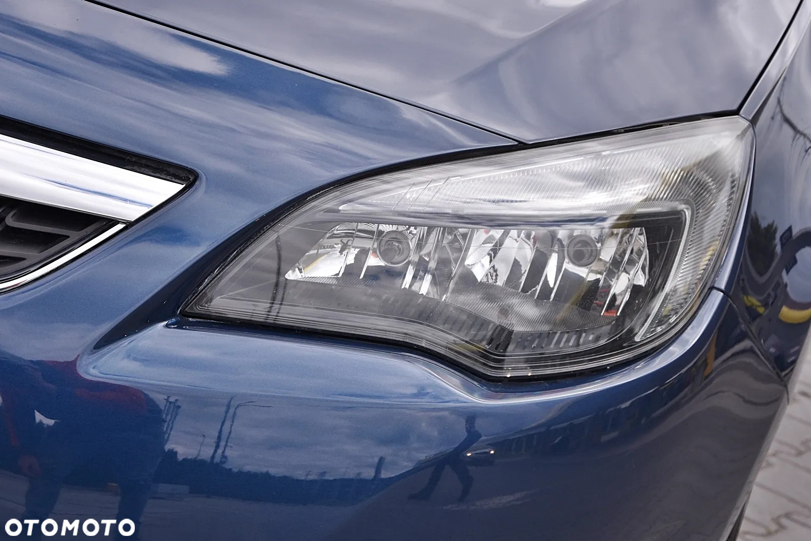 Opel Astra 1.6 Turbo Cosmo - 36