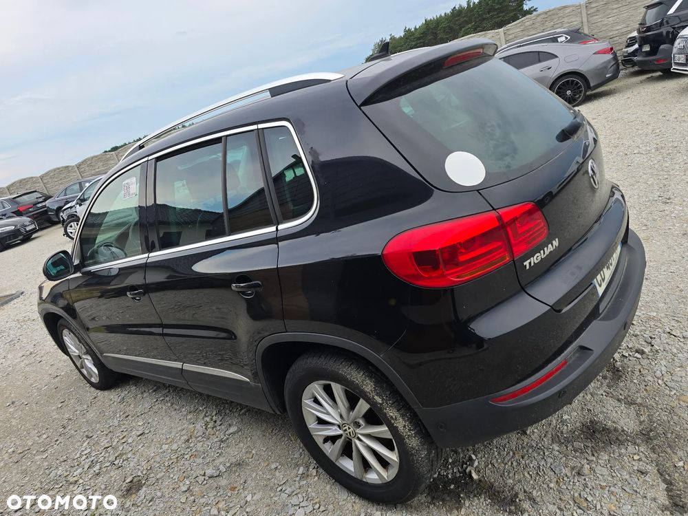 Volkswagen Tiguan 2.0 TDI DPF BlueMotion Technology Exclusive - 2