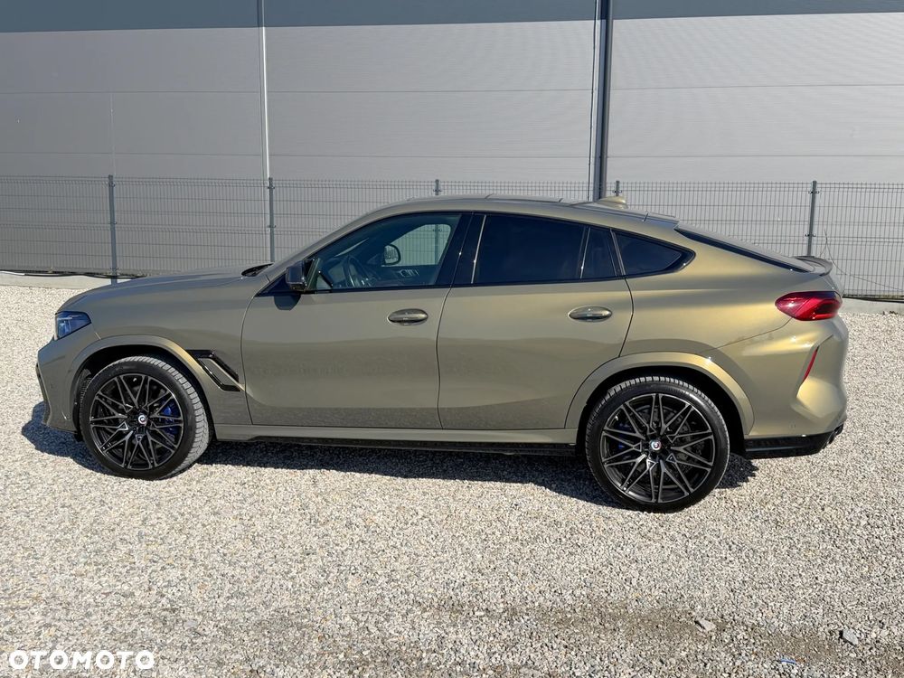BMW X6M - 13