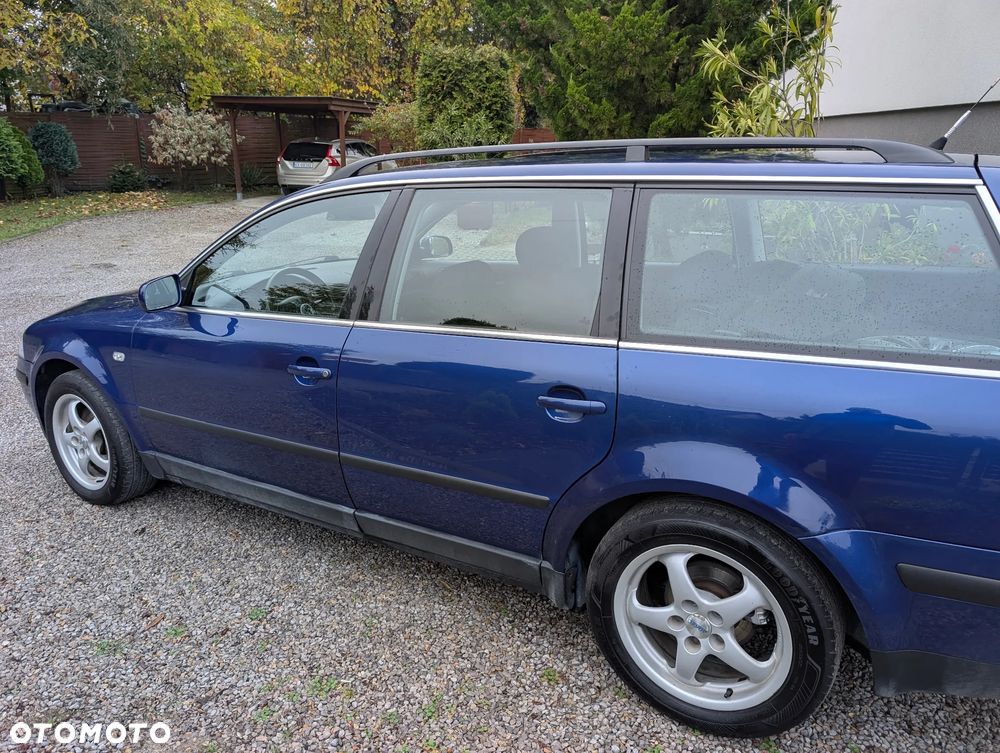 Volkswagen Passat - 2