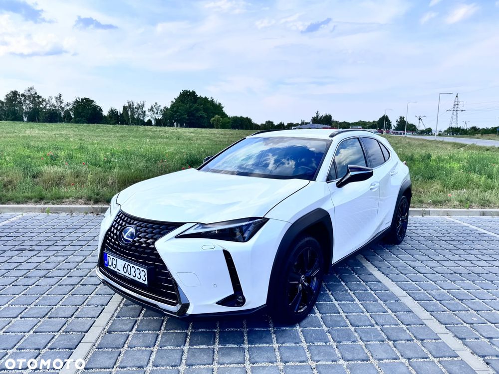 Lexus UX - 1