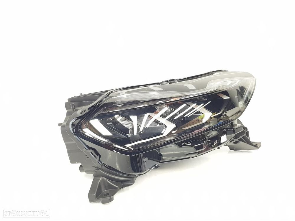 FAROL DIREITO DS 3 CROSSBACK - 1