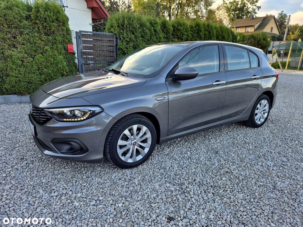 Fiat Tipo 1.4 T-Jet Business Line - 1