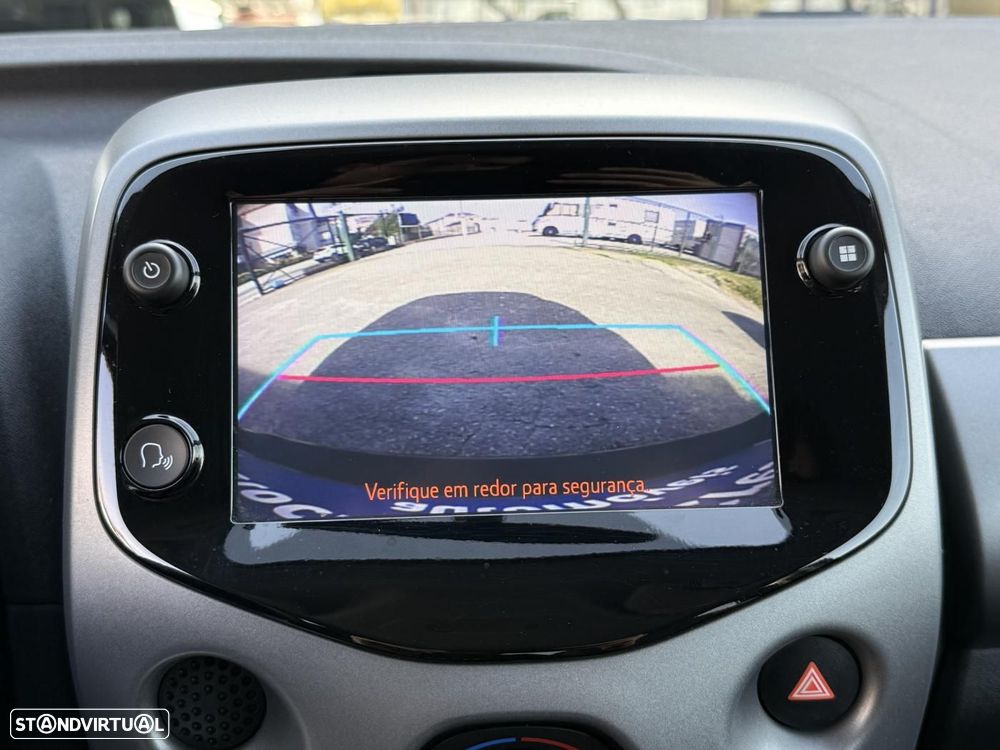 Toyota Aygo 1.0 X-Play+X-Touch - 25