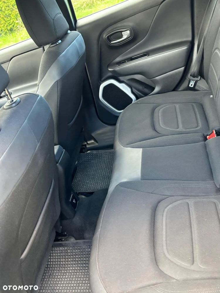 Jeep Renegade - 4