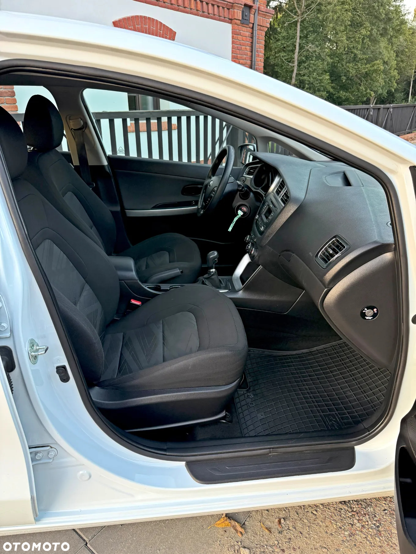 Kia Ceed 1.4 CVVT Attract Plus - 4