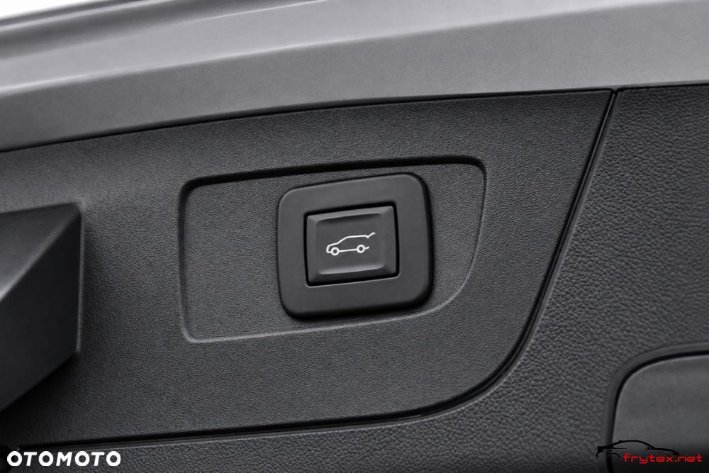 Opel Insignia - 25