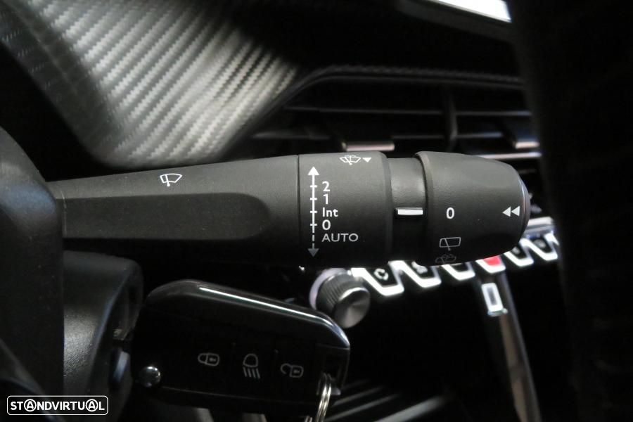 Peugeot 2008 1.2 PureTech Active Pack - 22