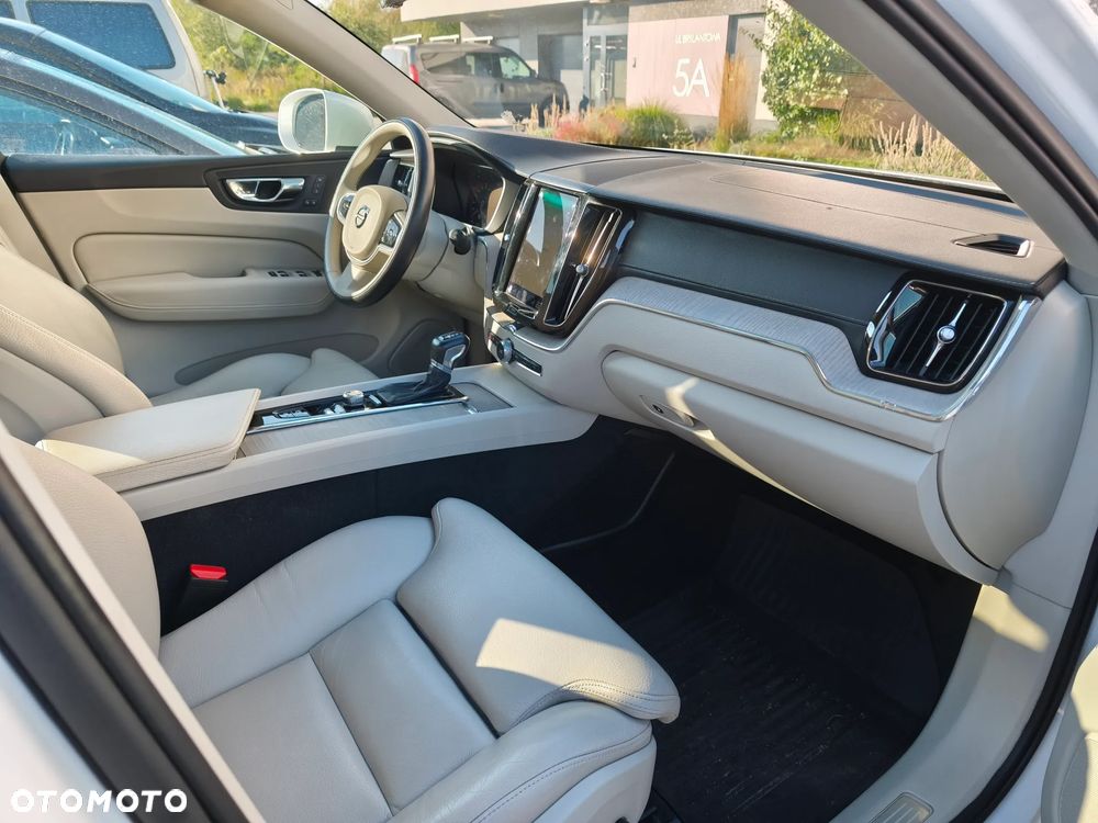 Volvo XC 60 T5 AWD Inscription - 13