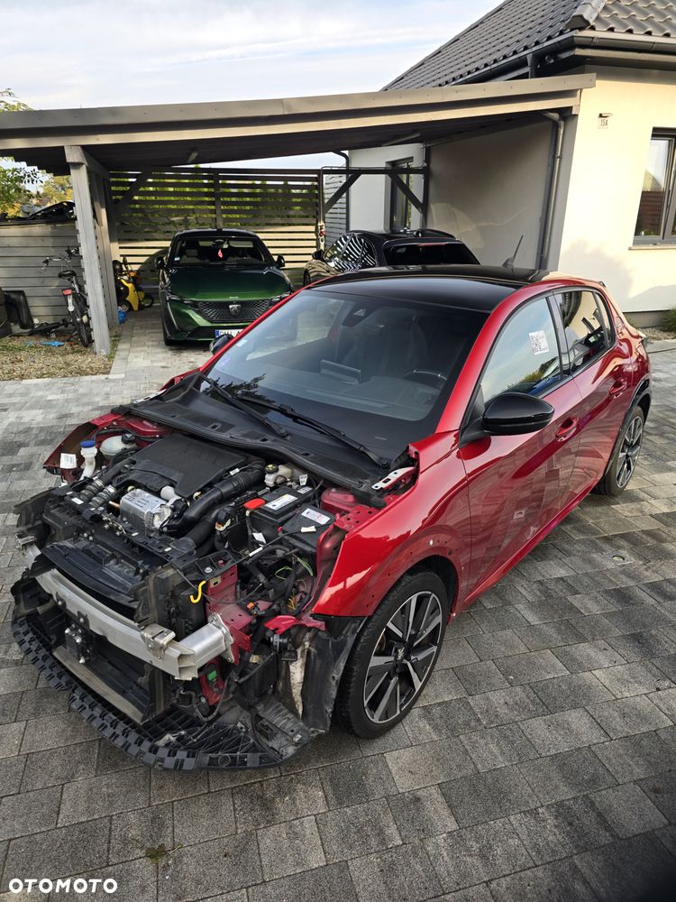 Peugeot 208 PureTech 100 GT - 10