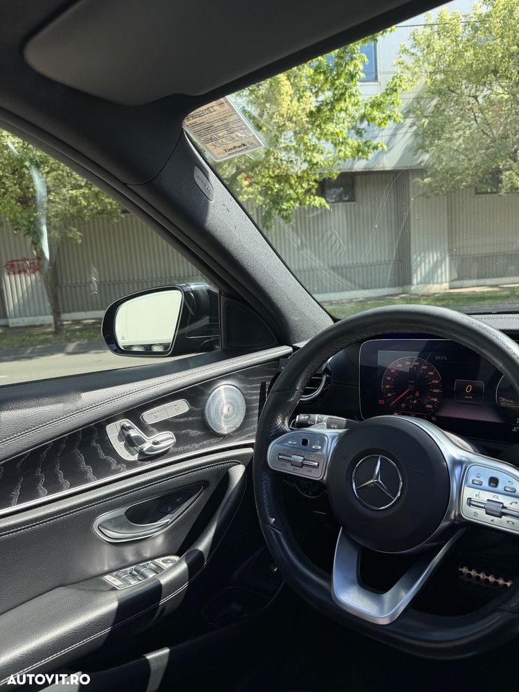 Mercedes-Benz E 220 d Aut. - 4