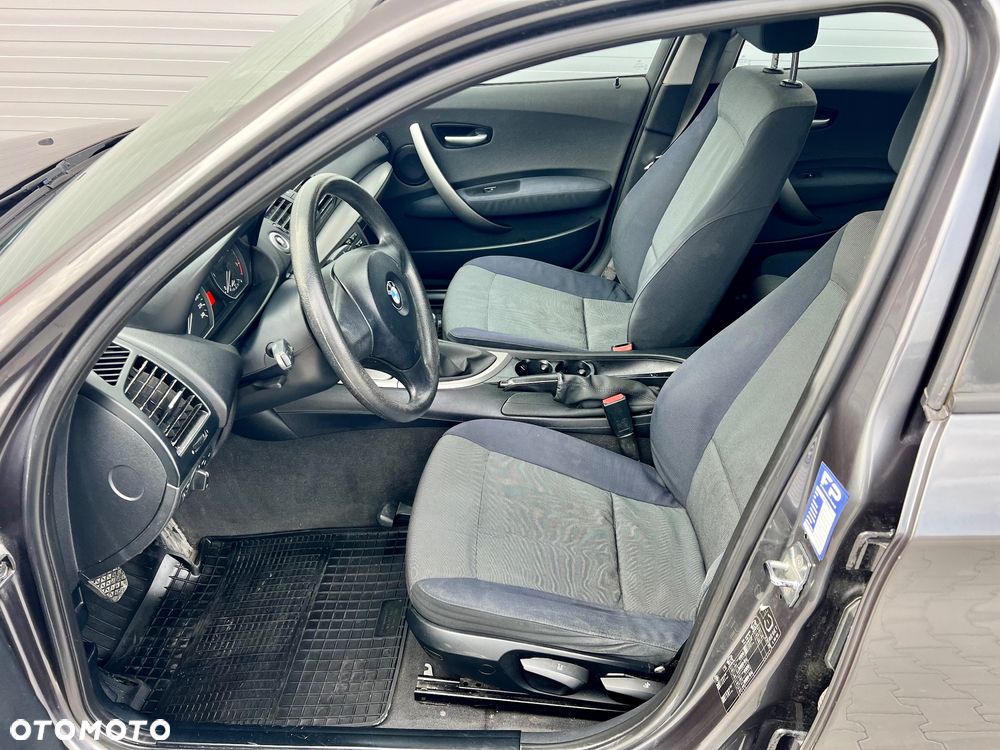 BMW Seria 1 120d DPF - 5