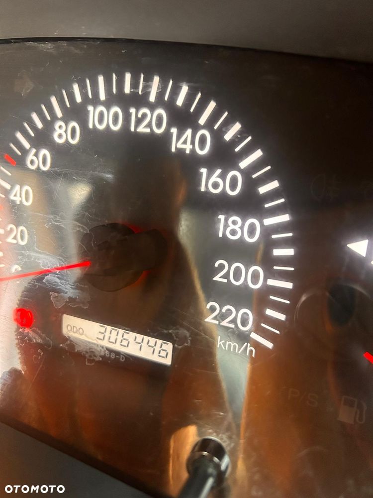 Toyota Corolla 1.4 D-4D Dynamic - 7