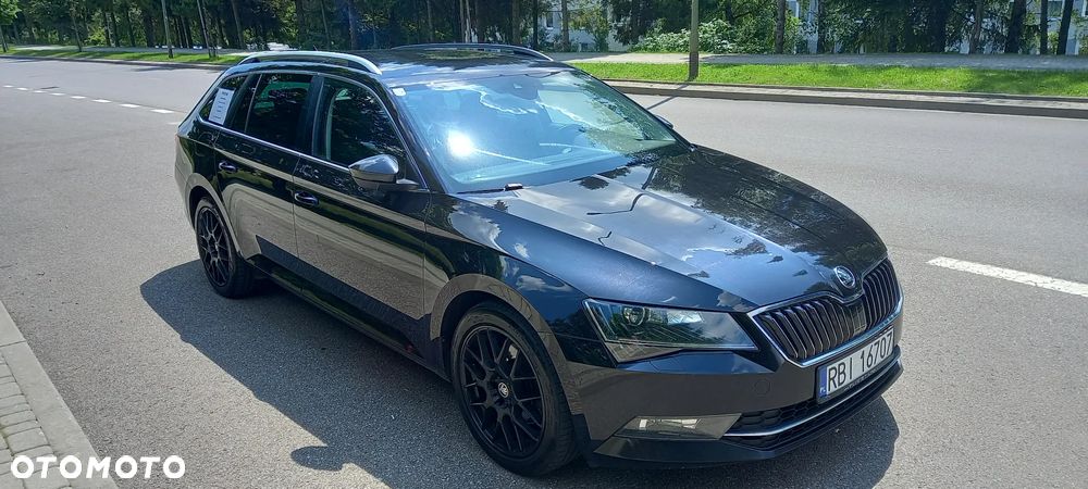 Skoda Superb 2.0 TDI Ambition - 14