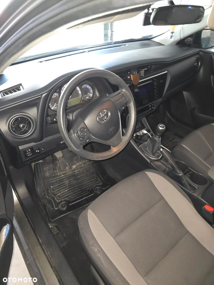 Toyota Auris 1.6 Active - 8
