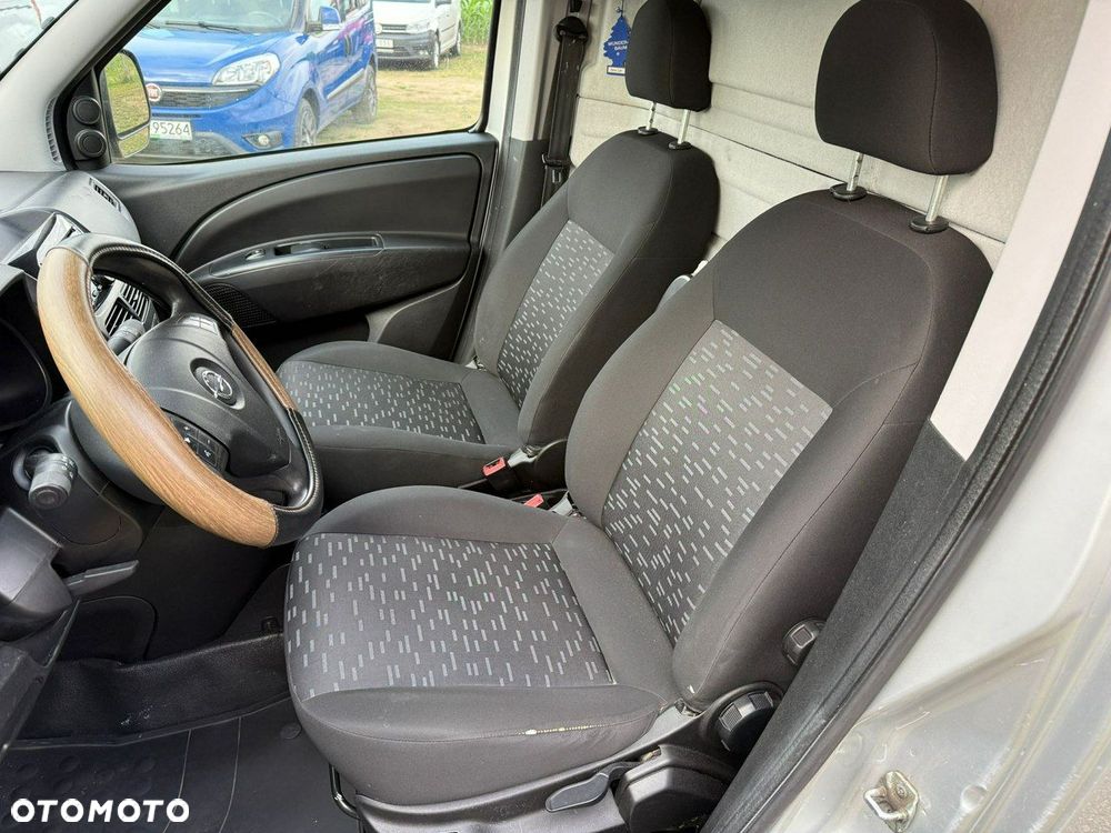 Opel Combo - 11