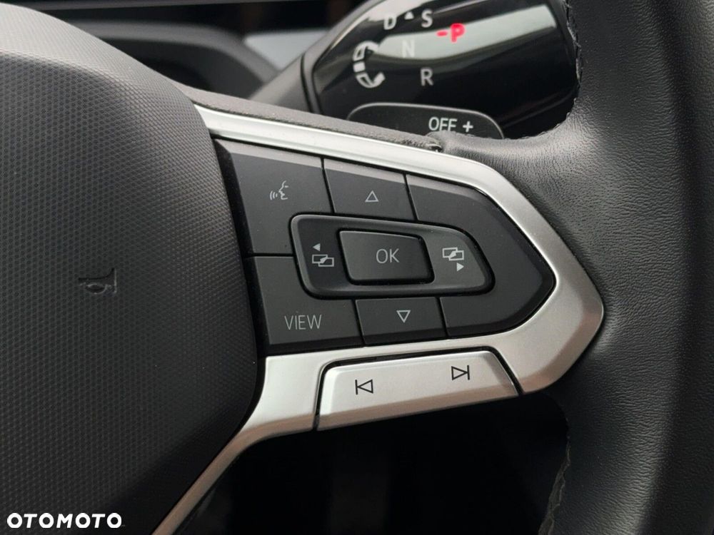 Volkswagen Passat - 19