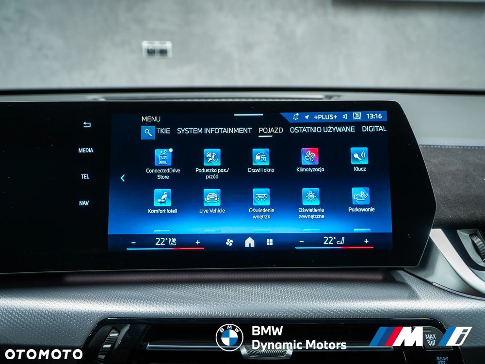 BMW iX1 eDrive20 M Sportpaket - 35